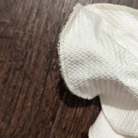 ๐ 3/$15 - NWOT Dippin' Daisy's Ruffled Tie Front Waffle Knit Bikini Top - Picture 4 of 6